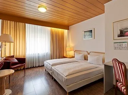 Astoria Hotel 3*