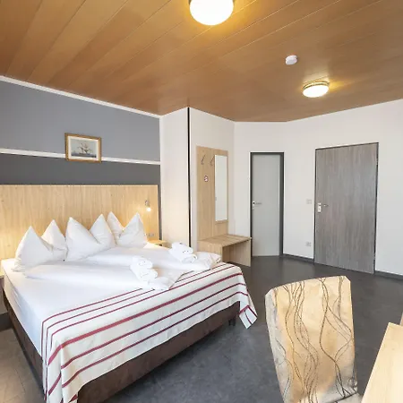 Astoria Szálloda 3*